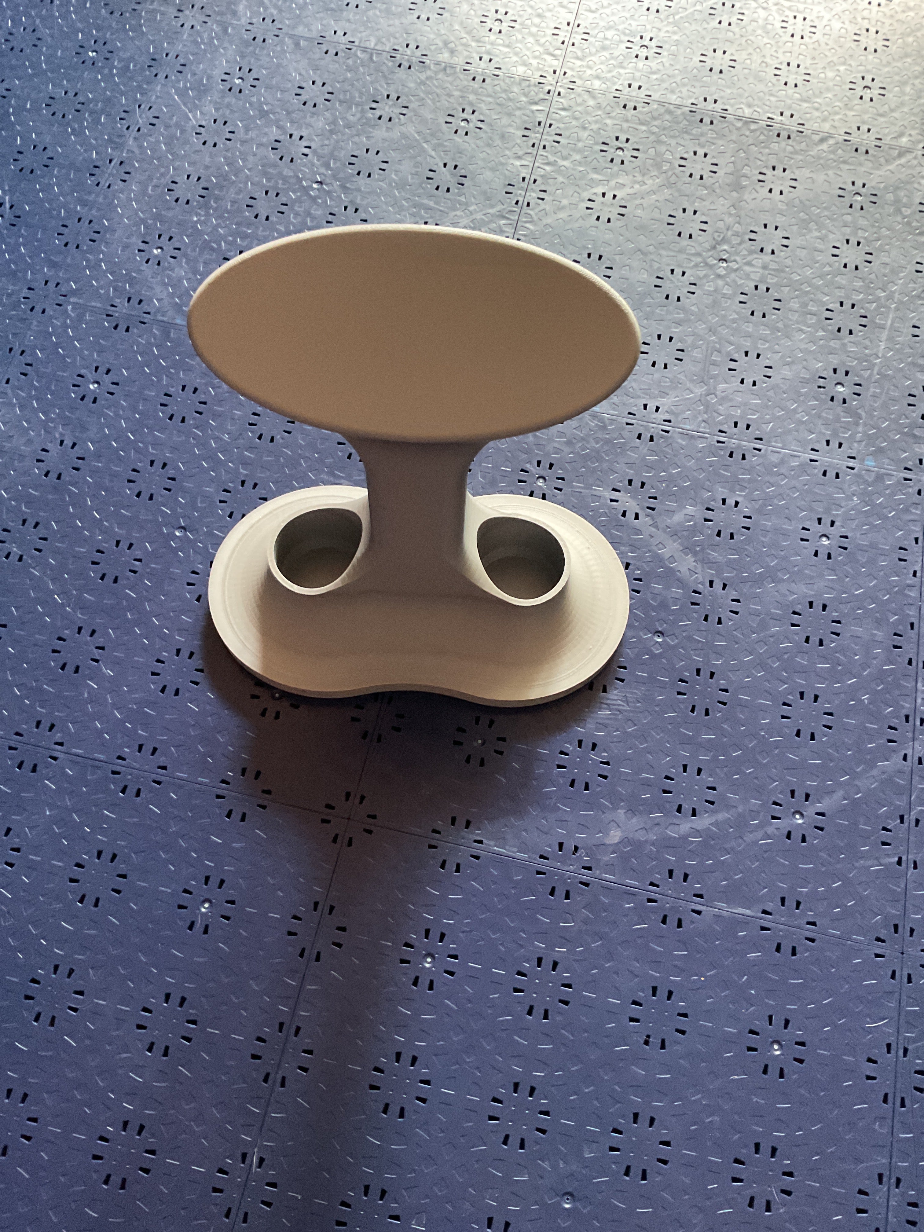 VR head set holder