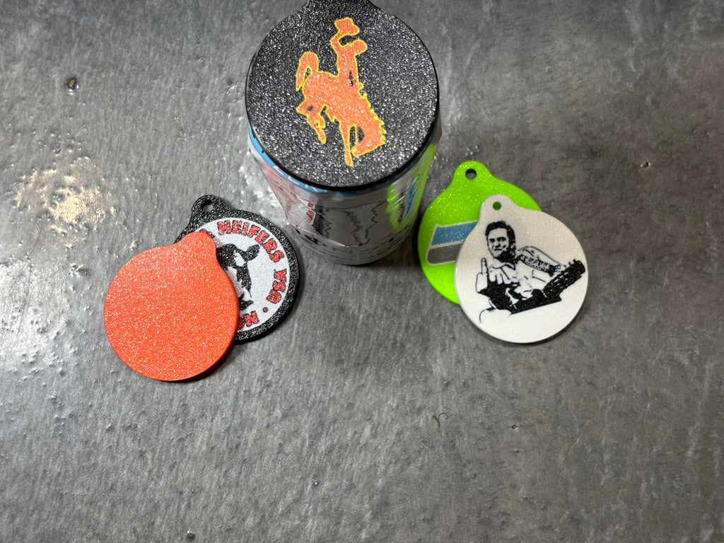 Flexible logo soda topper on a can